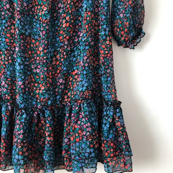 NWT!! Floral Dress - Picture 5 of 7
